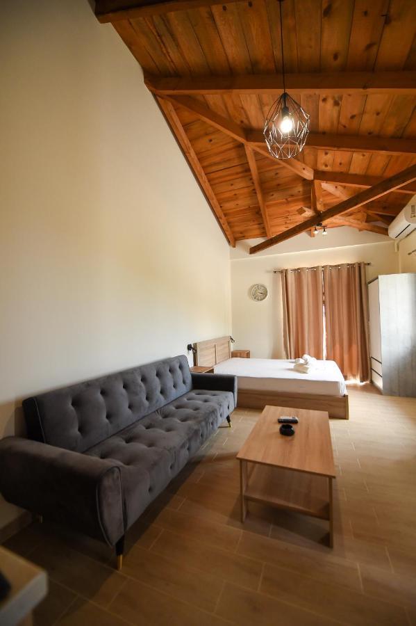 Lithino Rooms 칼라마타 외부 사진