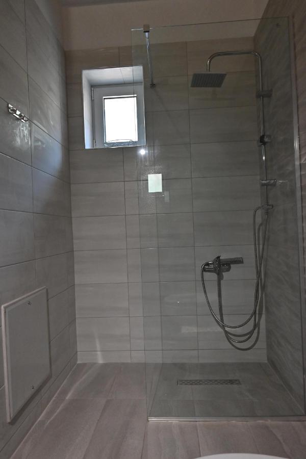 Lithino Rooms 칼라마타 외부 사진